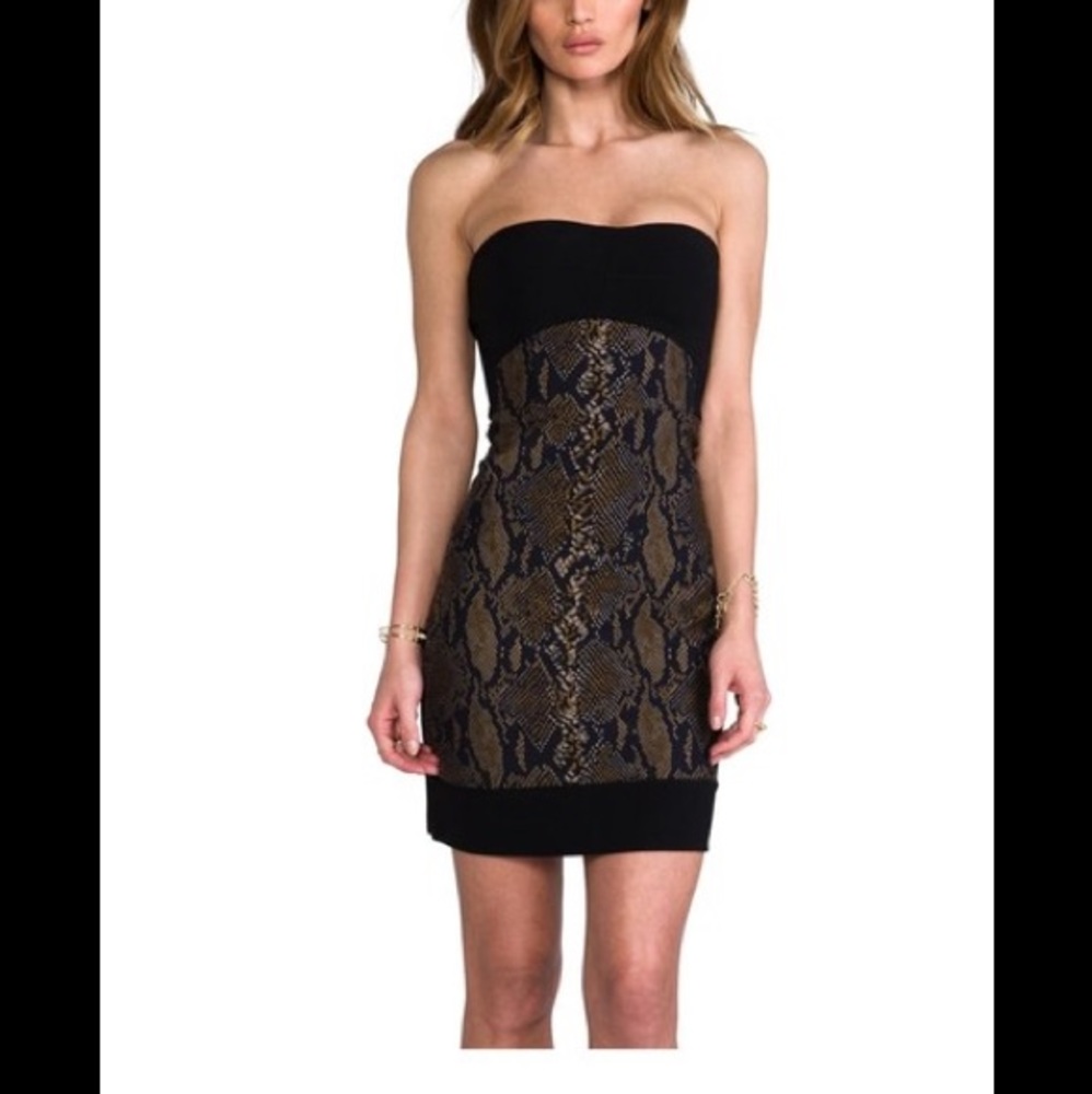 Gorgeous DVF dress with built in corset! Brand new with tags !